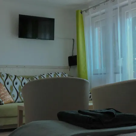 Rozi Garden Vendeghaz Badacsony *